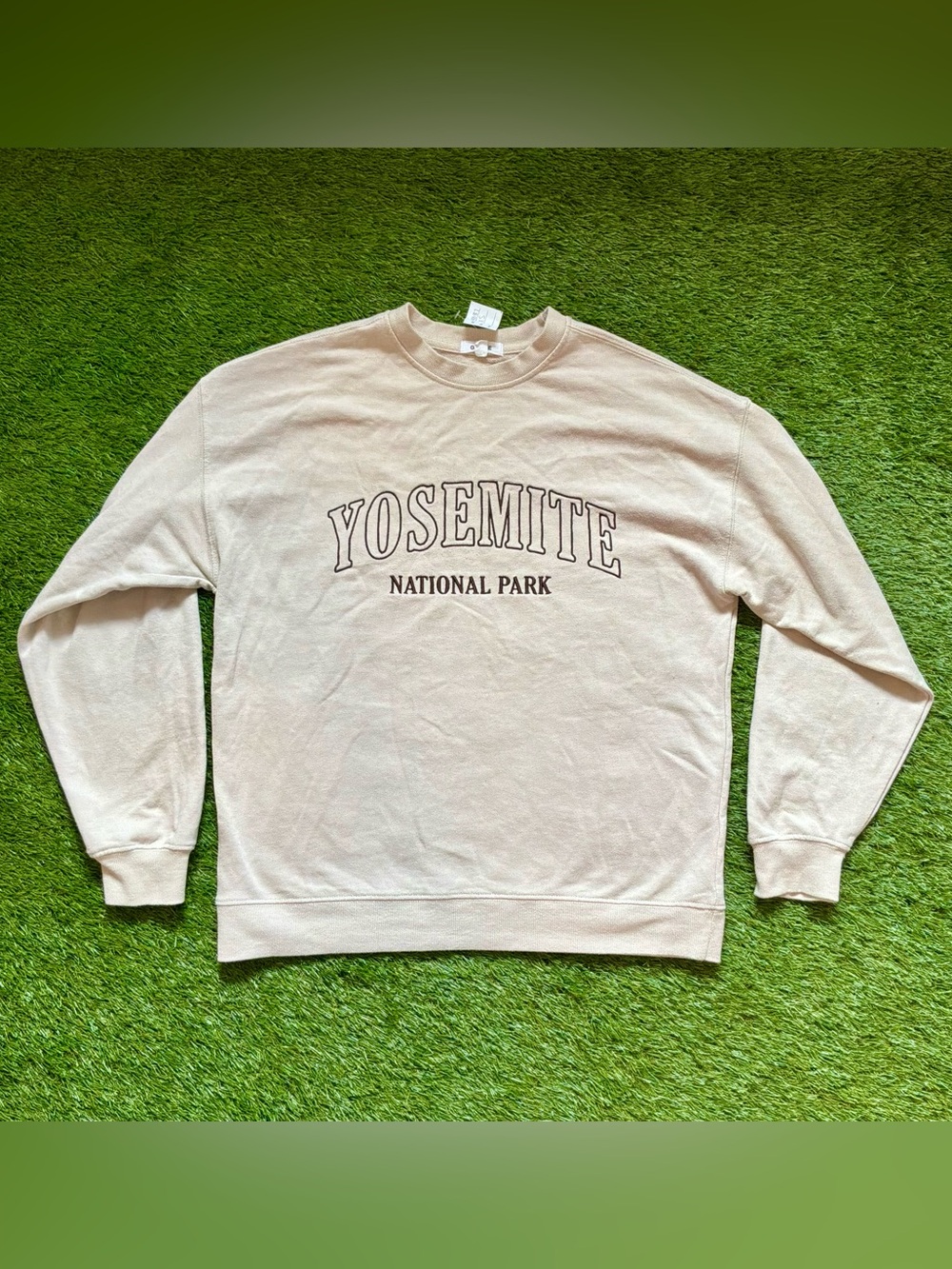 Garage Yosemite National Park Graphic Crewneck Sweatshirt Beige XS